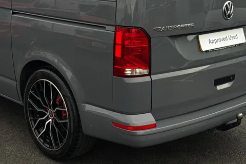 DF73JJO Volkswagen Transporter 2.0 TDI 150ps 6 Speed Starlight Camper Thumbnail #8