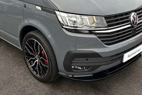 DF73JJO Volkswagen Transporter 2.0 TDI 150ps 6 Speed Starlight Camper Thumbnail #9