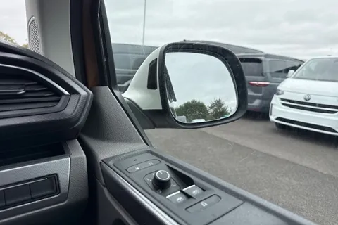 21 of 64 for VOLKSWAGEN CALIFORNIA OCEAN TDI S-A