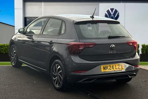MK24LZX Volkswagen Polo 1.0 Life 5dr **PARKING SENSORS** Thumbnail #3