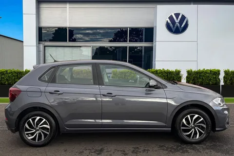 MK24LZX Volkswagen Polo 1.0 Life 5dr **PARKING SENSORS** Thumbnail #4