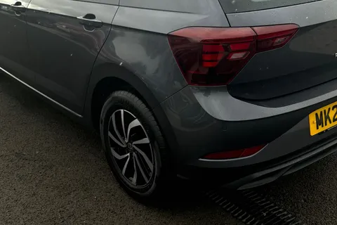 MK24LZX Volkswagen Polo 1.0 Life 5dr **PARKING SENSORS** Thumbnail #8