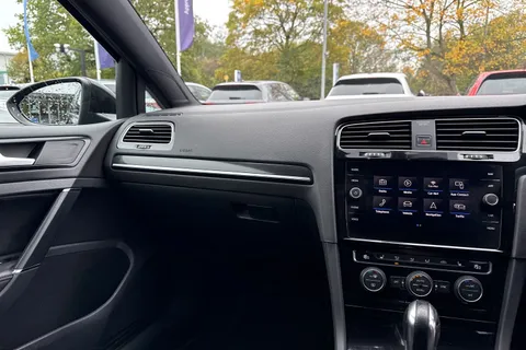 S17MXN Volkswagen Golf 2.0 TSI 310 R 5dr 4MOTION DSG | R Performance Pack | Heated Seats Thumbnail #21
