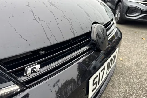 S17MXN Volkswagen Golf 2.0 TSI 310 R 5dr 4MOTION DSG | R Performance Pack | Heated Seats Thumbnail #26