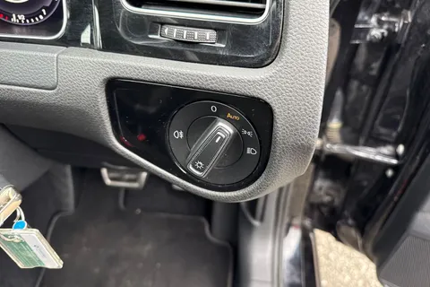 S17MXN Volkswagen Golf 2.0 TSI 310 R 5dr 4MOTION DSG | R Performance Pack | Heated Seats Thumbnail #30