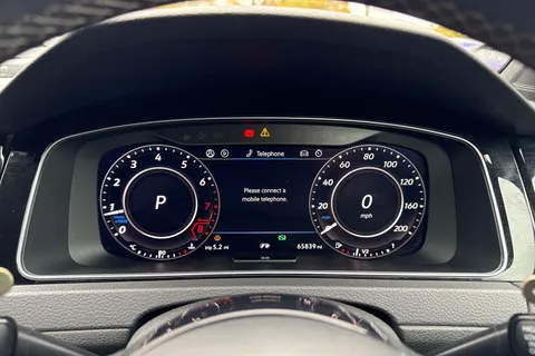 S17MXN Volkswagen Golf 2.0 TSI 310 R 5dr 4MOTION DSG | R Performance Pack | Heated Seats Thumbnail #37