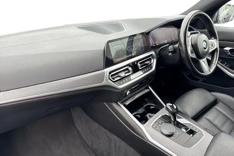 MD21XDN BMW 3 Series 3.0 M340d MHT Auto xDrive Euro 6 (s/s) 4dr Thumbnail #16