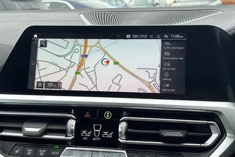 MD21XDN BMW 3 Series 3.0 M340d MHT Auto xDrive Euro 6 (s/s) 4dr Thumbnail #18