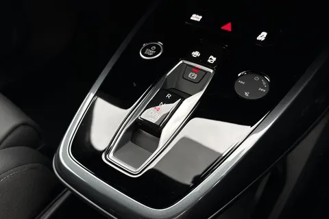 20 of 67 for Audi Q4 e-tron Q4 Sportback S line 45 e-tron 210,00 kW