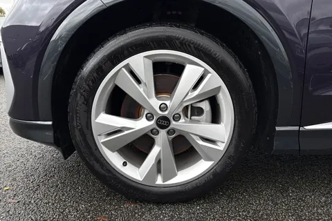 24 of 67 for Audi Q4 e-tron Q4 Sportback S line 45 e-tron 210,00 kW