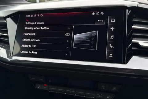 41 of 67 for Audi Q4 e-tron Q4 Sportback S line 45 e-tron 210,00 kW