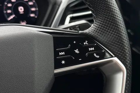 58 of 67 for Audi Q4 e-tron Q4 Sportback S line 45 e-tron 210,00 kW