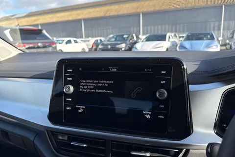 40 of 54 for Volkswagen T-Roc 1.0 TSI Match Euro 6 (s/s) 5dr