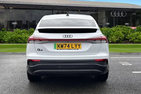 4 of 67 for Audi Q4 e-tron Q4 Sportback Black Edition 45 e-tron 210,00 kW