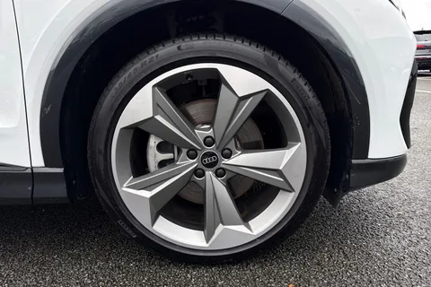 7 of 67 for Audi Q4 e-tron Q4 Sportback Black Edition 45 e-tron 210,00 kW