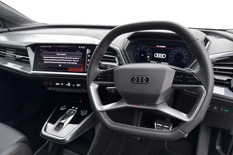 13 of 67 for Audi Q4 e-tron Q4 Sportback Black Edition 45 e-tron 210,00 kW