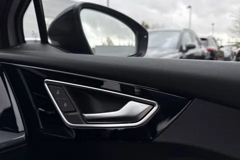 18 of 67 for Audi Q4 e-tron Q4 Sportback Black Edition 45 e-tron 210,00 kW