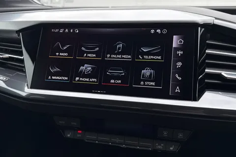 28 of 67 for Audi Q4 e-tron Q4 Sportback Black Edition 45 e-tron 210,00 kW