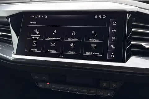 42 of 67 for Audi Q4 e-tron Q4 Sportback Black Edition 45 e-tron 210,00 kW