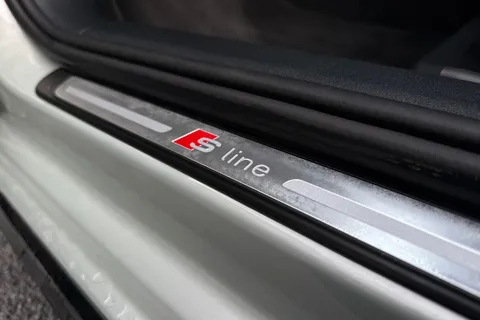 PK25TPY Audi A1 Black Edition 30 TFSI 116 PS S tronic Thumbnail #39