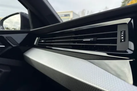 PK25TPY Audi A1 Black Edition 30 TFSI 116 PS S tronic Thumbnail #44