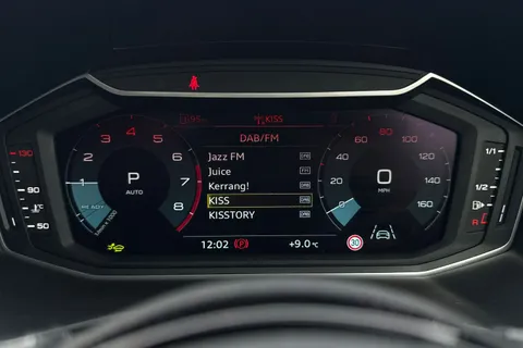 PK25TPY Audi A1 Black Edition 30 TFSI 116 PS S tronic Thumbnail #55