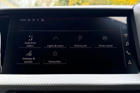 PK25TPY Audi A1 Black Edition 30 TFSI 116 PS S tronic Thumbnail #59