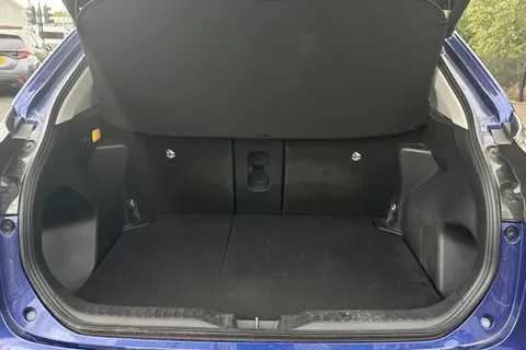 MW22PNF Toyota Yaris Cross 1.5 Hybrid Excel 5dr CVT Thumbnail #18