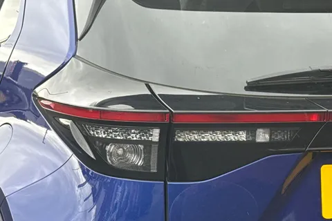 MW22PNF Toyota Yaris Cross 1.5 Hybrid Excel 5dr CVT Thumbnail #32