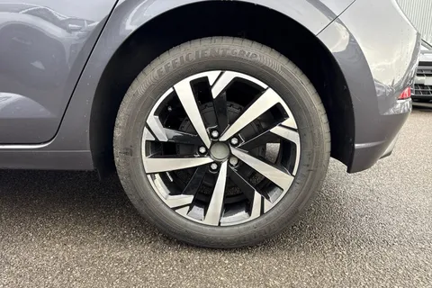 Volkswagen Polo 1.0 TSI Match Hatchback 5dr Petrol Manual Euro 6 (s/s) (95 ps) Thumbnail #11