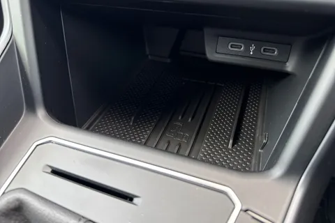  Volkswagen Taigo 1.5 TSI Black Edition DSG Euro 6 (s/s) 5dr Thumbnail #54