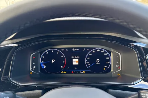  Volkswagen T-Roc 1.5 TSI Black Edition Plus DSG Euro 6 (s/s) 5dr Thumbnail #40