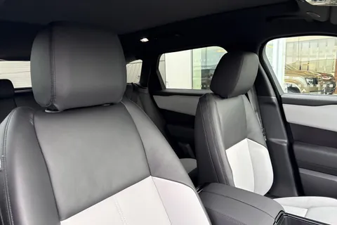  Land Rover Range Rover Velar 2.0 D200 MHEV Dynamic SE Auto 4WD Euro 6 (s/s) 5dr Thumbnail #11