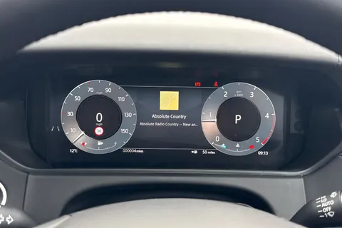 Land Rover Range Rover Velar 2.0 D200 MHEV Dynamic SE Auto 4WD Euro 6 (s/s) 5dr Thumbnail #16