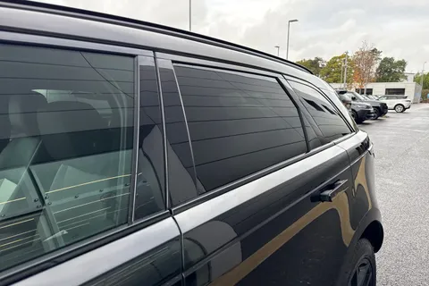  Land Rover Range Rover Velar 2.0 D200 MHEV Dynamic SE Auto 4WD Euro 6 (s/s) 5dr Thumbnail #23