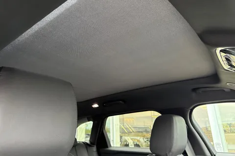 Land Rover Range Rover Velar 2.0 D200 MHEV Dynamic SE Auto 4WD Euro 6 (s/s) 5dr Thumbnail #35