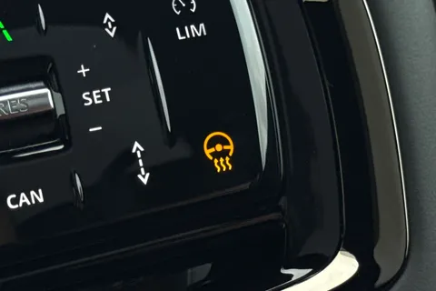 Land Rover Range Rover Velar 2.0 D200 MHEV Dynamic SE Auto 4WD Euro 6 (s/s) 5dr Thumbnail #37