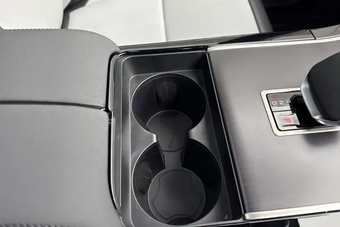  Land Rover Range Rover Velar 2.0 D200 MHEV Dynamic SE Auto 4WD Euro 6 (s/s) 5dr Thumbnail #49