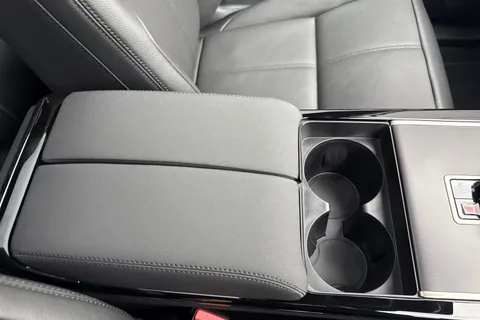 Land Rover Range Rover Velar 2.0 D200 MHEV Dynamic SE Auto 4WD Euro 6 (s/s) 5dr Thumbnail #50