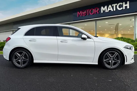 KU21OVB Mercedes-Benz A Class 2.0 A200d AMG Line (Premium 2) 8G-DCT Euro 6 (s/s) 5dr Thumbnail #4