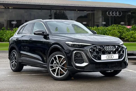  Audi Q5 2.0 TDI S line S Tronic quattro Euro 6 (s/s) 5dr Thumbnail #2