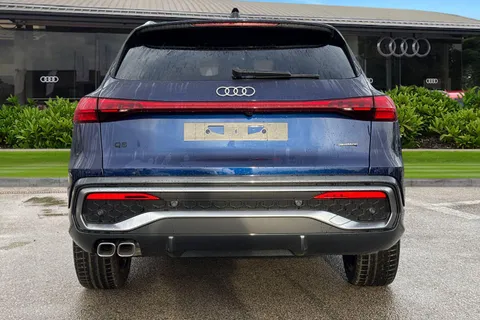 Audi Q5 2.0 TDI S line S Tronic quattro Euro 6 (s/s) 5dr Thumbnail #5