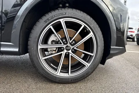  Audi Q5 2.0 TDI S line S Tronic quattro Euro 6 (s/s) 5dr Thumbnail #7