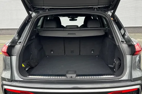 Audi Q5 2.0 TDI S line S Tronic quattro Euro 6 (s/s) 5dr Thumbnail #10