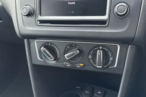 18 of 62 for VOLKSWAGEN POLO 1.2 TSI Match 3dr