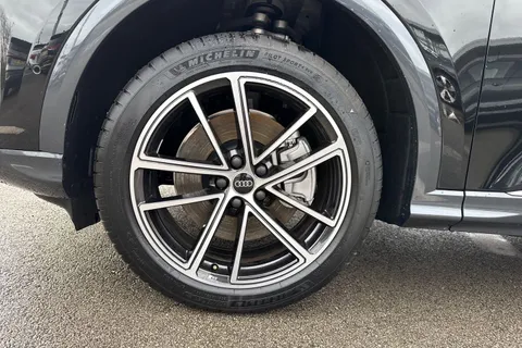  Audi Q5 2.0 TDI S line S Tronic quattro Euro 6 (s/s) 5dr Thumbnail #22