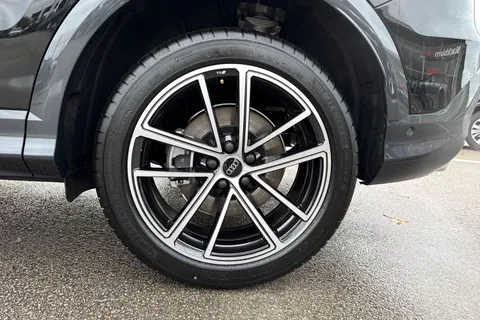  Audi Q5 2.0 TDI S line S Tronic quattro Euro 6 (s/s) 5dr Thumbnail #24