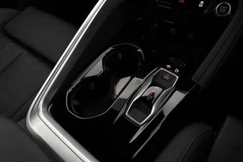 Audi Q5 2.0 TDI S line S Tronic quattro Euro 6 (s/s) 5dr Thumbnail #23