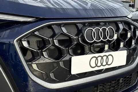 Audi Q5 2.0 TDI S line S Tronic quattro Euro 6 (s/s) 5dr Thumbnail #27