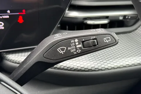  Audi Q5 2.0 TDI S line S Tronic quattro Euro 6 (s/s) 5dr Thumbnail #29